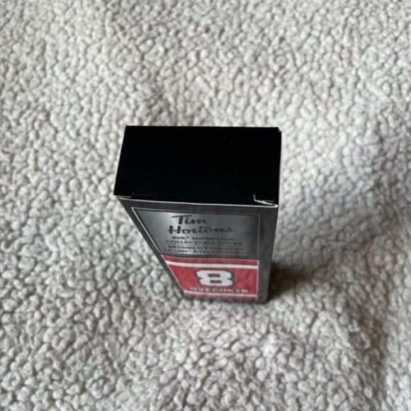 Tim Hortons NHL Limited Edition Alex Ovechkin No 8 Mini Hockey Stick and Locker - Picture 5 of 12